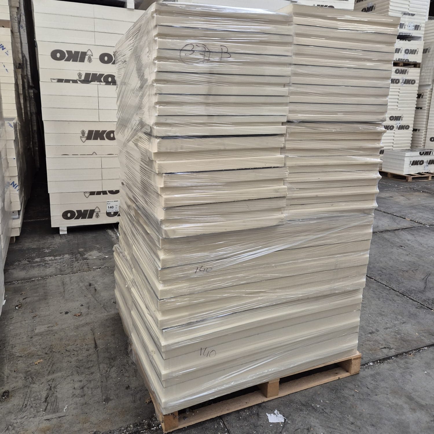 RESTPARTIJ: PIR ALU 140mm + 80mm 1200x600mm TG