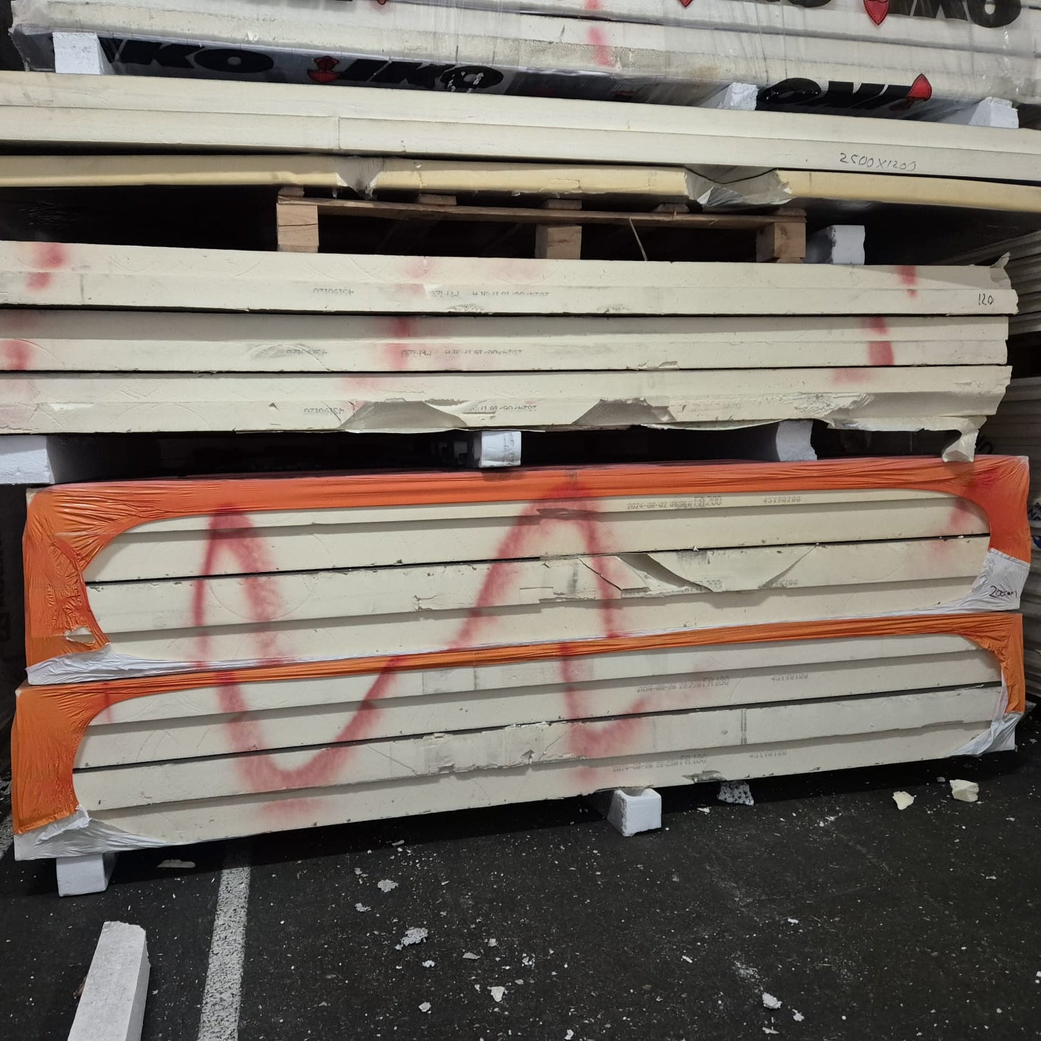 RESTPARTIJ: PIR ALU 200mm B-keus