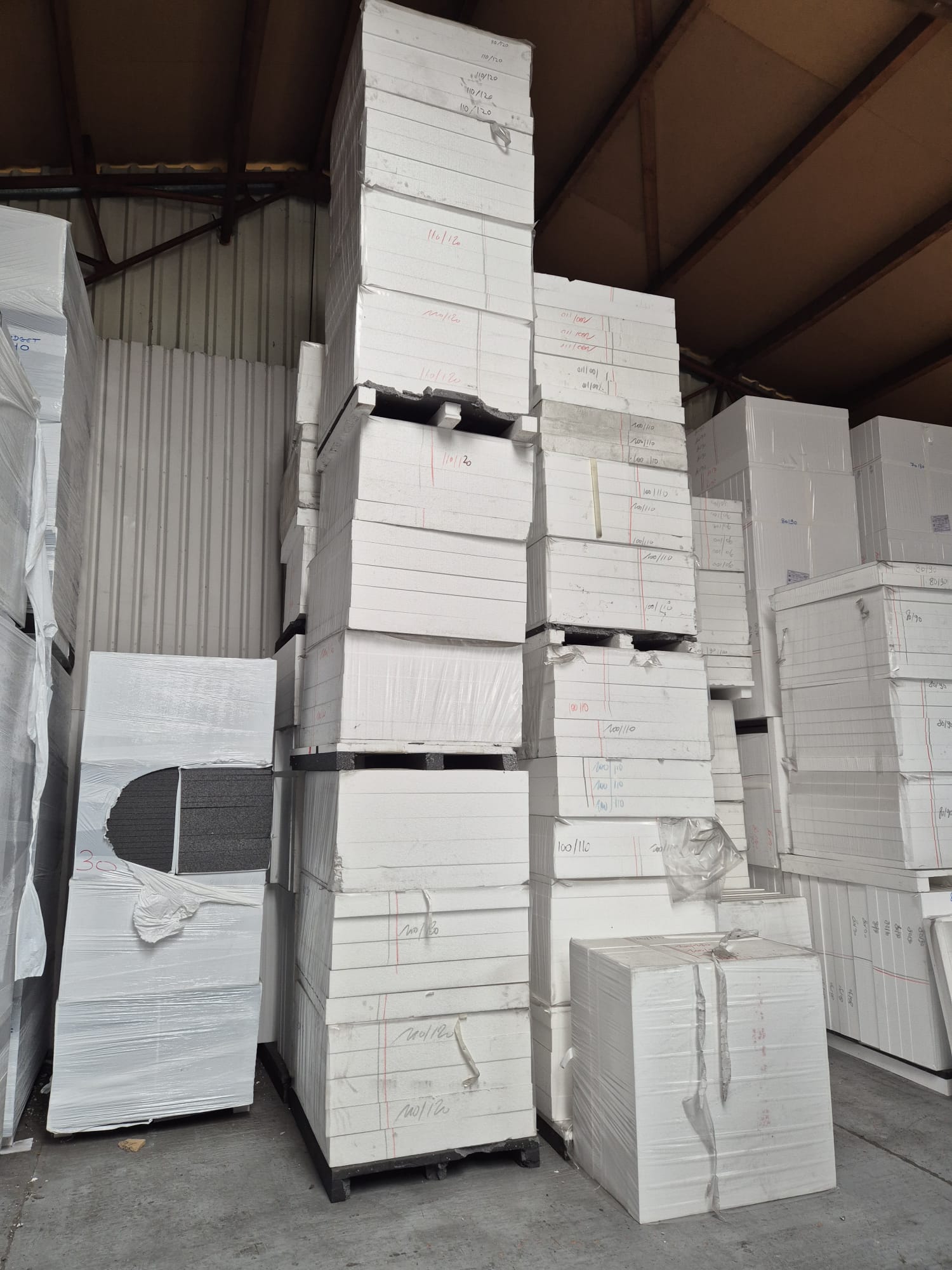 Aanbieding: EPS 100-SE Afschot Isolatieplaten van 1000x1000x100-110mm
